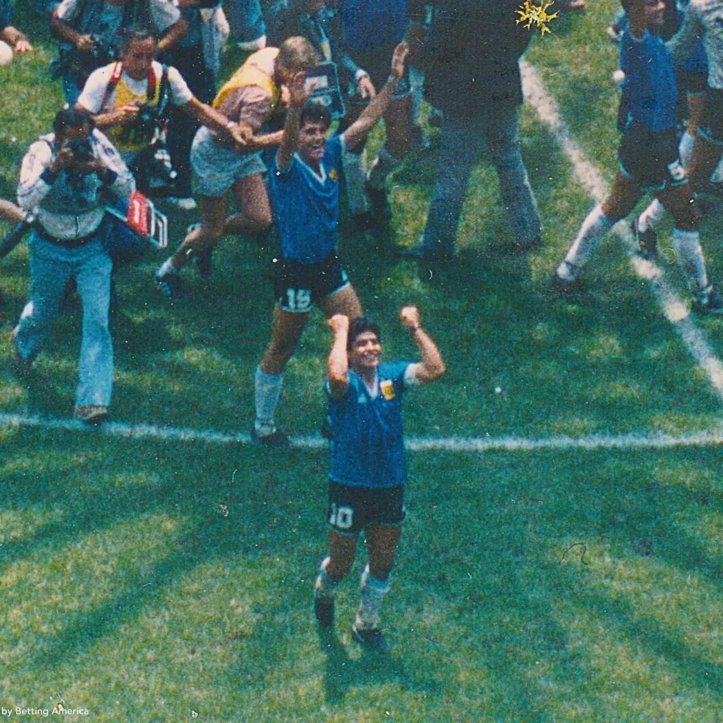 Nostalgia mundialista se conocieron imágenes inéditas de Maradona vs